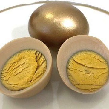 佐渡　金の島　（味付燻製鶏卵）